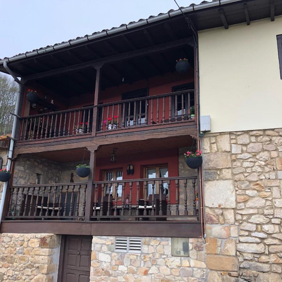 Los Balcones De Nieda Onís المظهر الخارجي الصورة